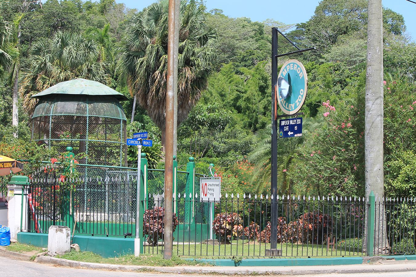 Emperor Valley Zoo, Port of Spain